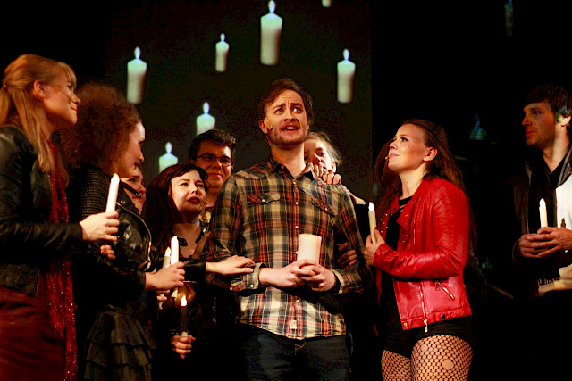 RENT.
