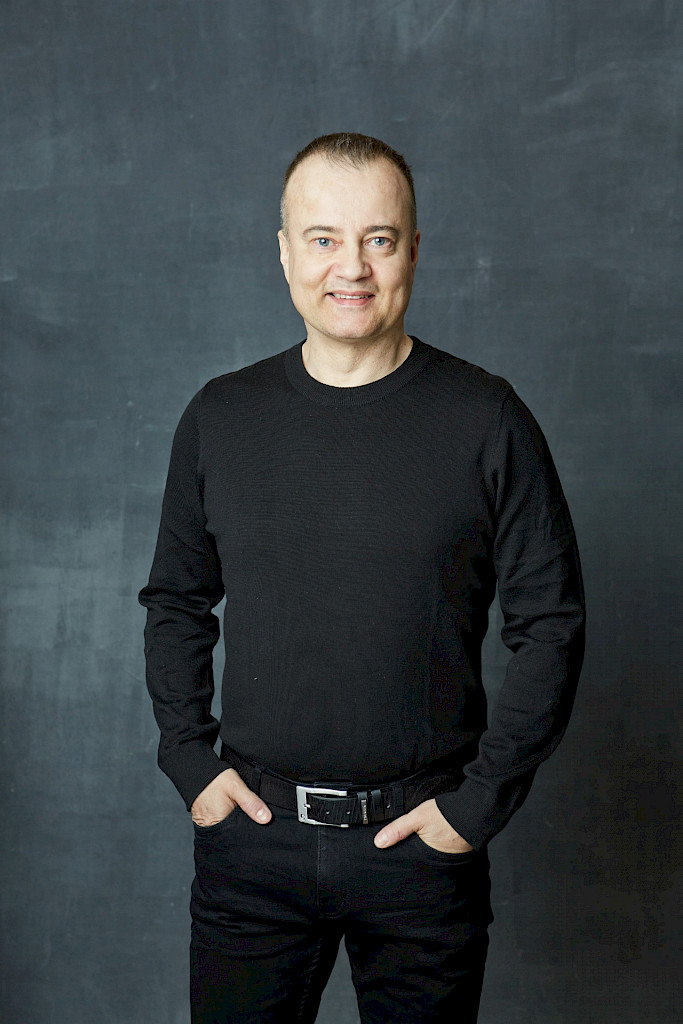 Jerry Mikkelinen N yttelij liitto Sk despelarf rbundet Ry