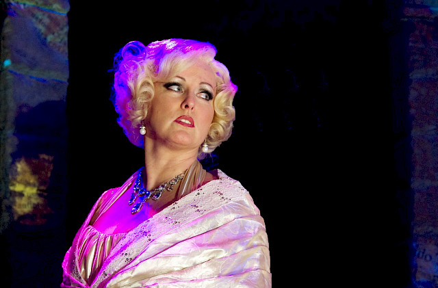 Claudia Nardi, Nine-musikaali, Imatran teatteri 2011.