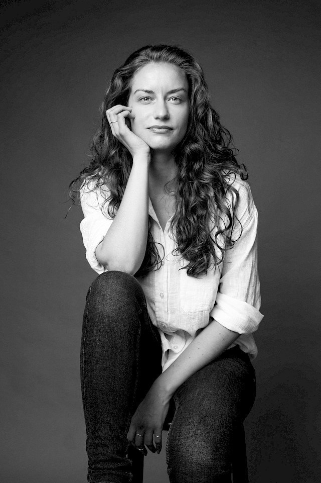 (c) Henni Hyvärinen