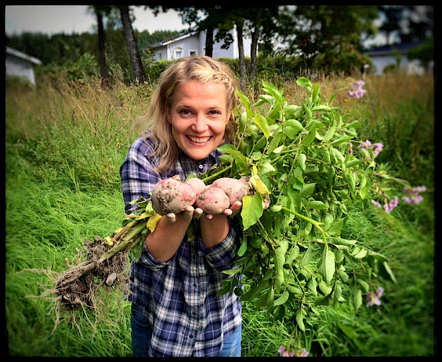 Korpelan kujanjuoksu (Miisa Perttula), ohj. Jukka Mäkinen / Yle Draama 2015-2018 kuva: Päivi Puukko